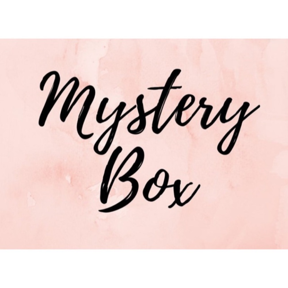 Assorted women’s clothing mystery box
